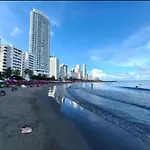 Hermoso apartamento caribeño Bocagrande Cartagena 100 metros
